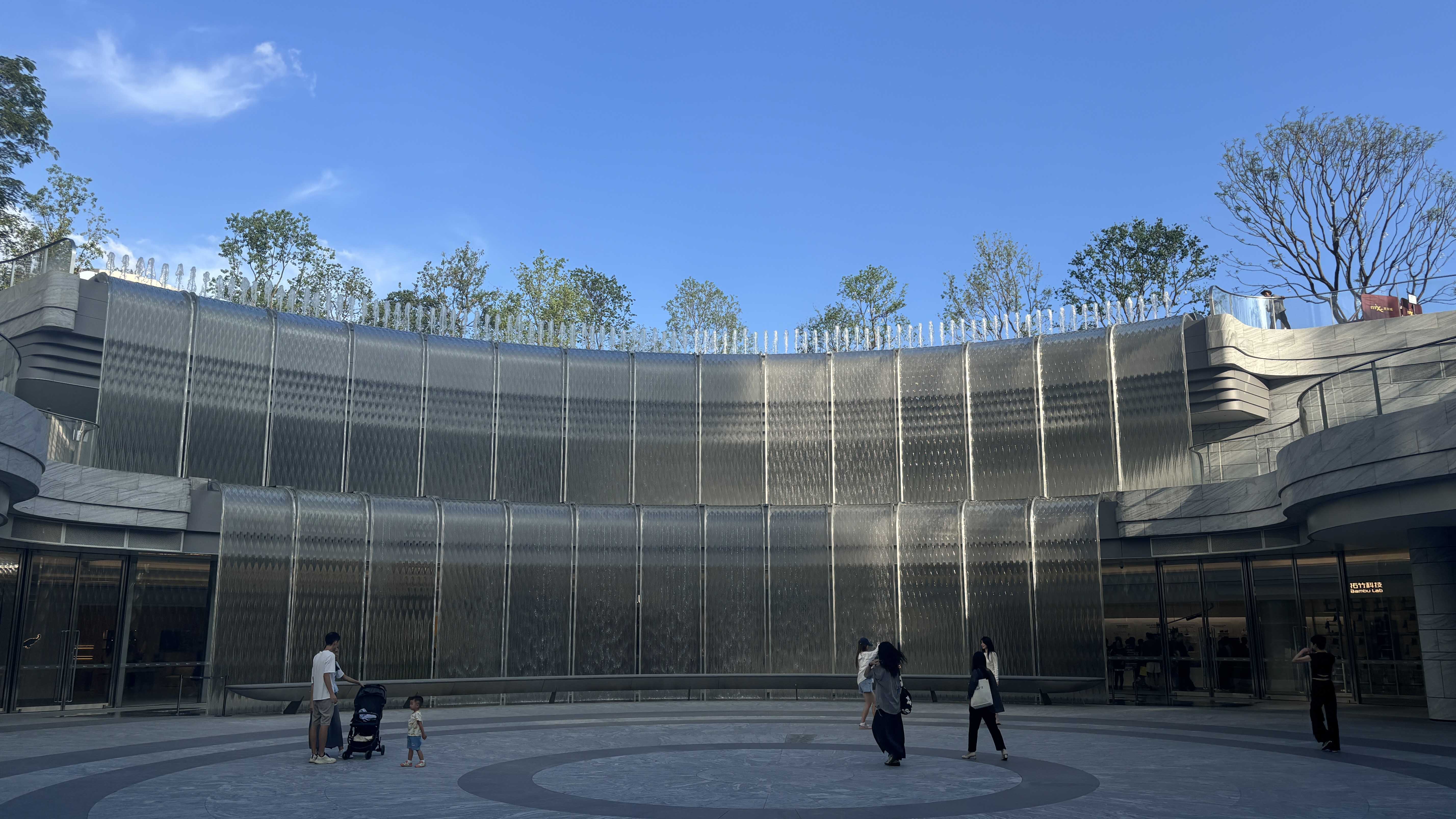 太阳集团tyc122cc变频器:奏响深圳湾万象城音乐喷泉的“水之交响乐”! 太阳集团tyc122cc变频器:奏响深圳湾万象城音乐喷泉的“水之交响乐”!